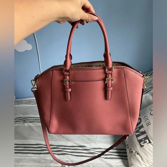 Michael Kors Ciara large leather satchel in rose. - Picture 10 of 16